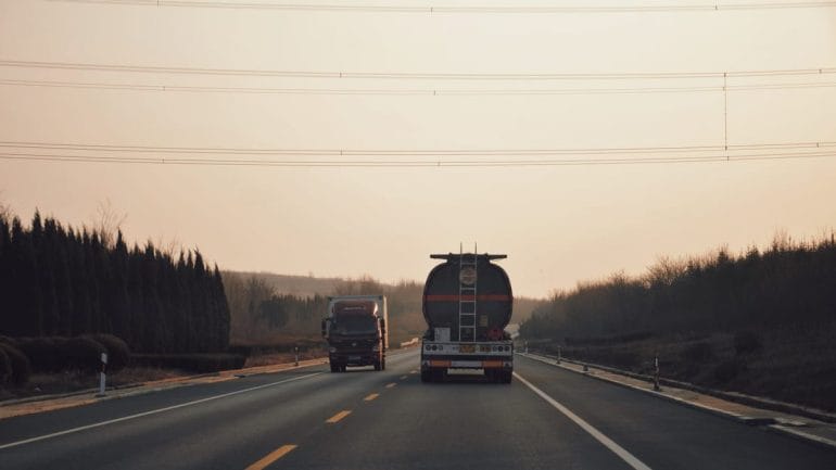 Calculateur Essence Péage et Itinéraire Poids Lourds : guide Complet